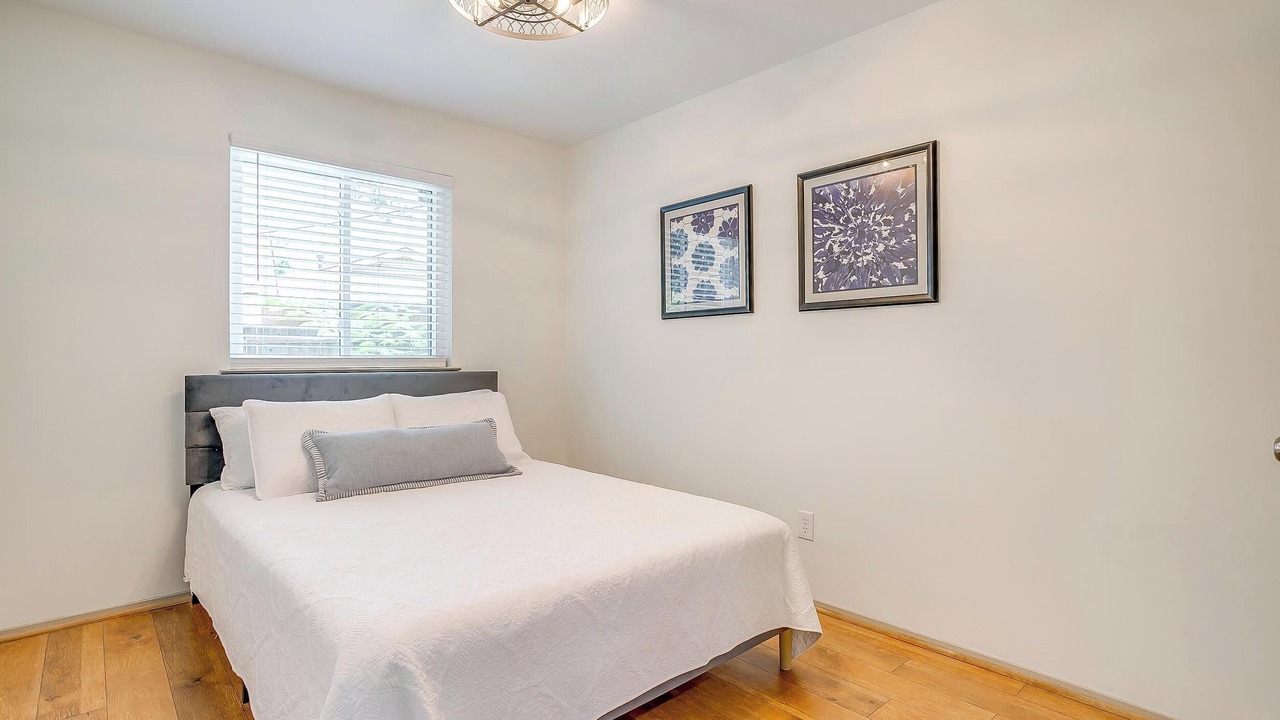 Photo of Bedroom in Burleson