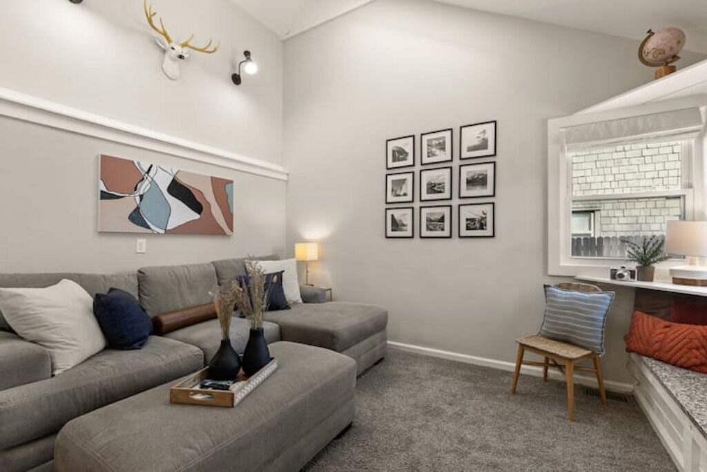 Photo of Livingroom in Tulsa