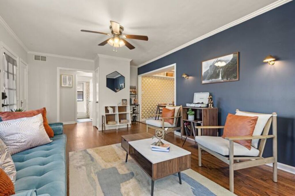 Photo of Livingroom in Tulsa