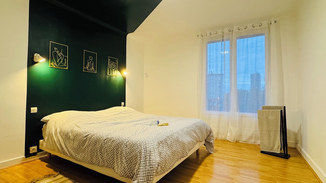 Photo of Bedroom in Saint-Herblain