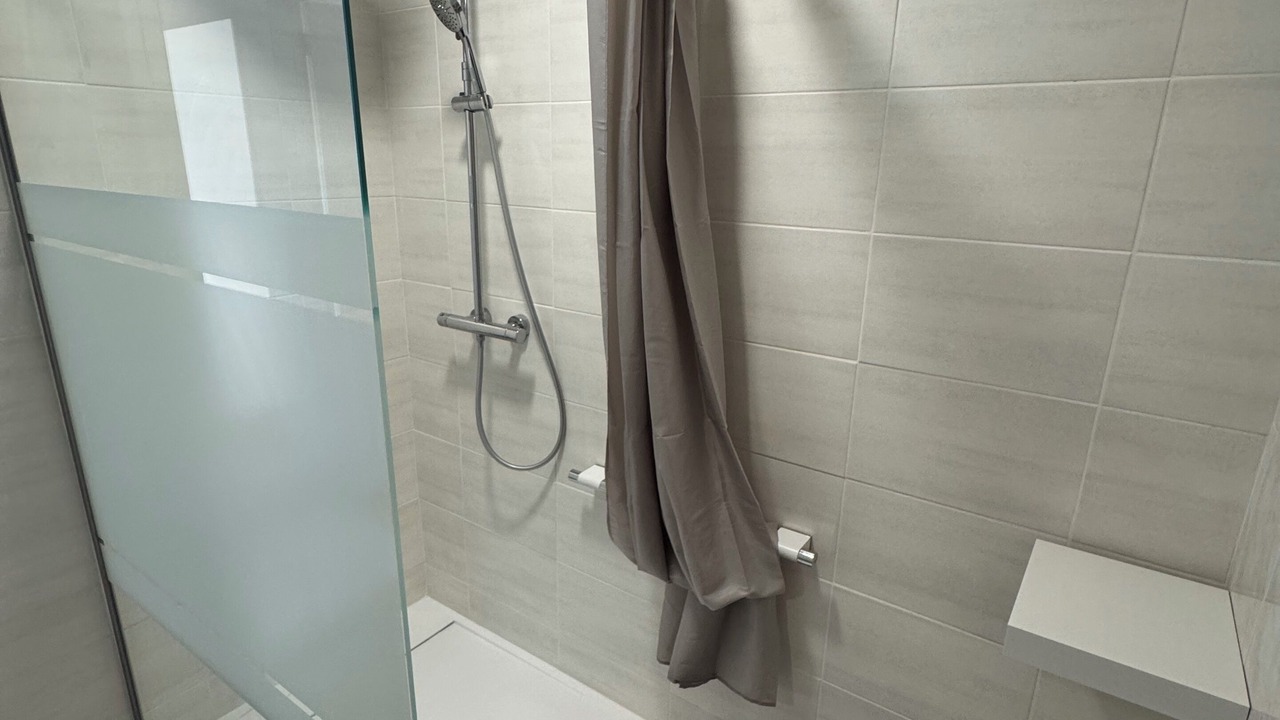 Photo of Bathroom in Saint-Herblain