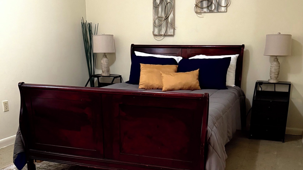 Photo of Bedroom in Swiftown