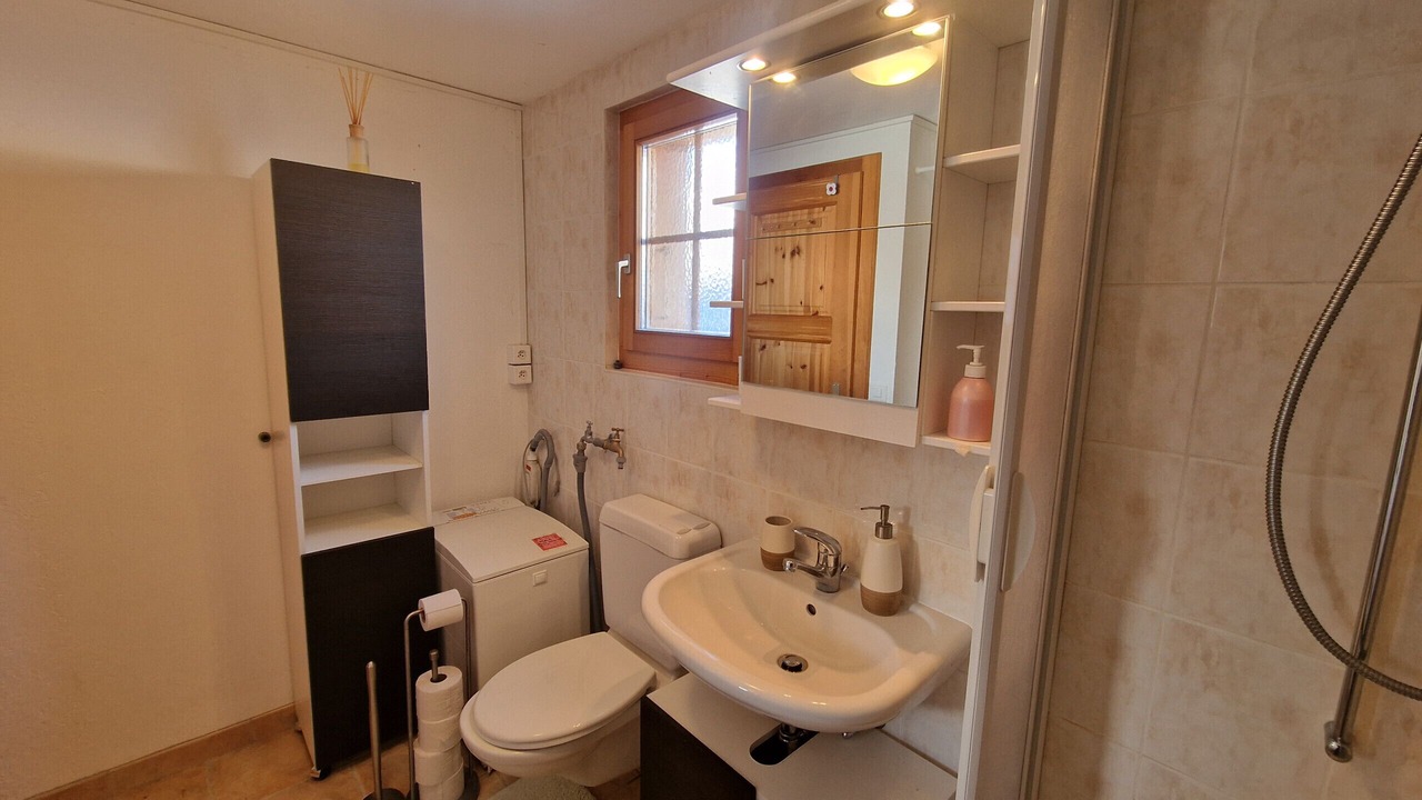 Photo of Bathroom in Evolene