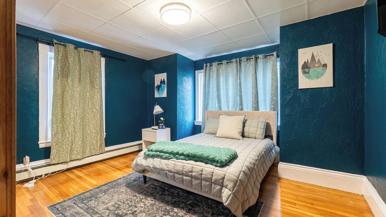 Photo of Bedroom in Everett