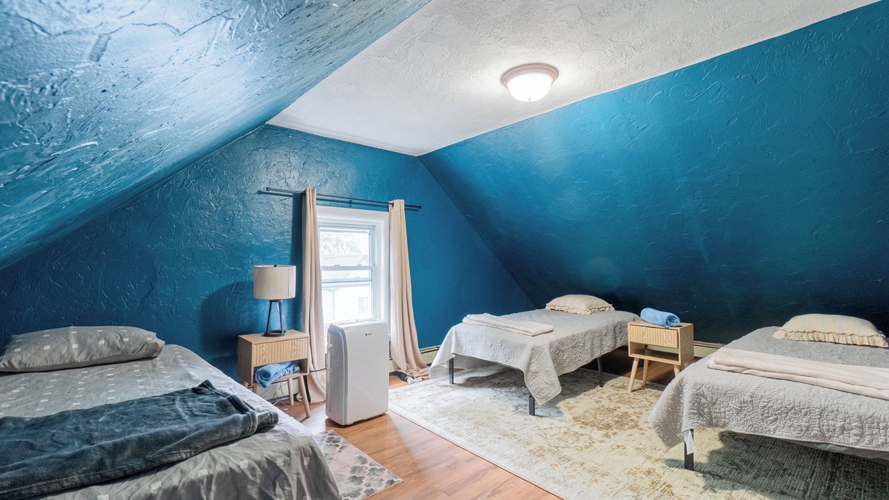 Photo of Bedroom in Everett