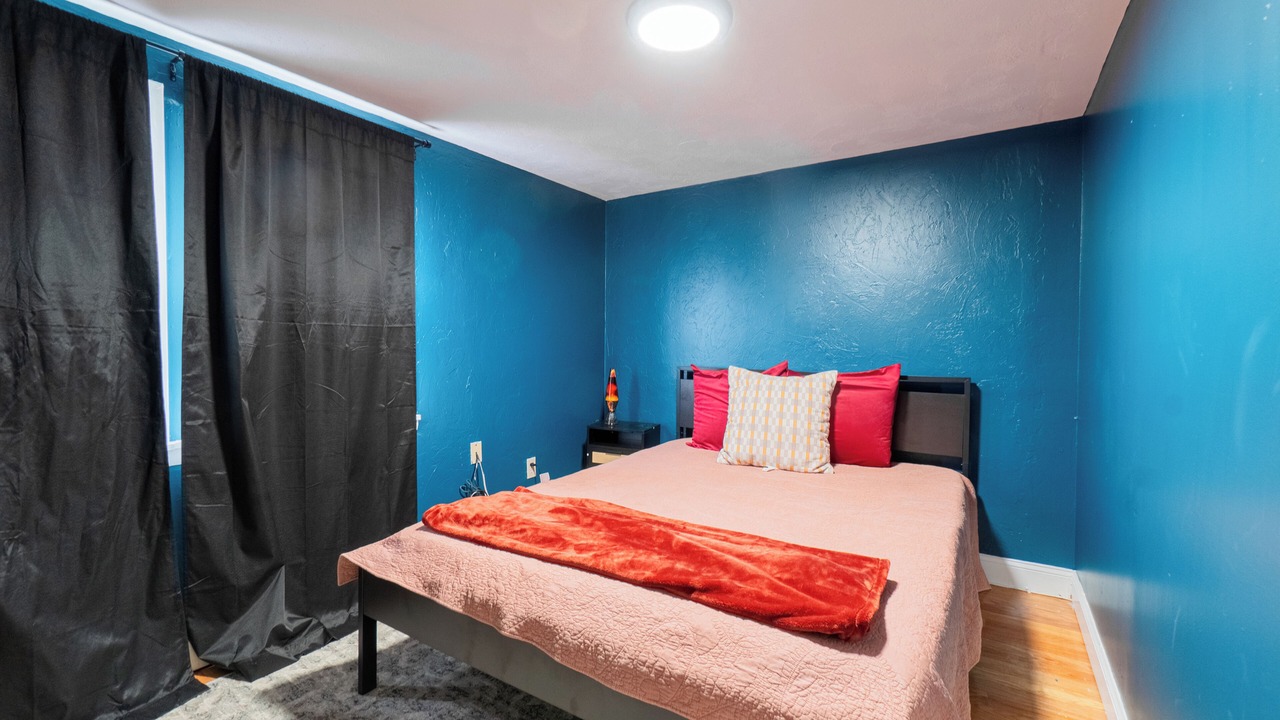 Photo of Bedroom in Everett