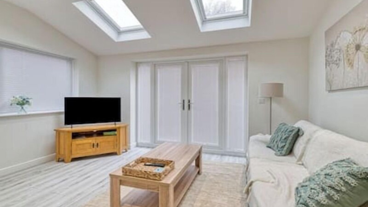 Photo of Livingroom in Guilden Sutton