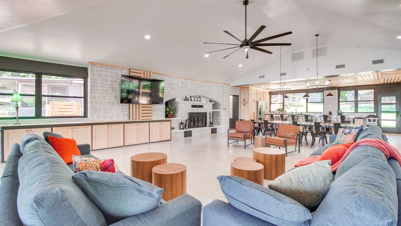 Photo of Livingroom in Grove