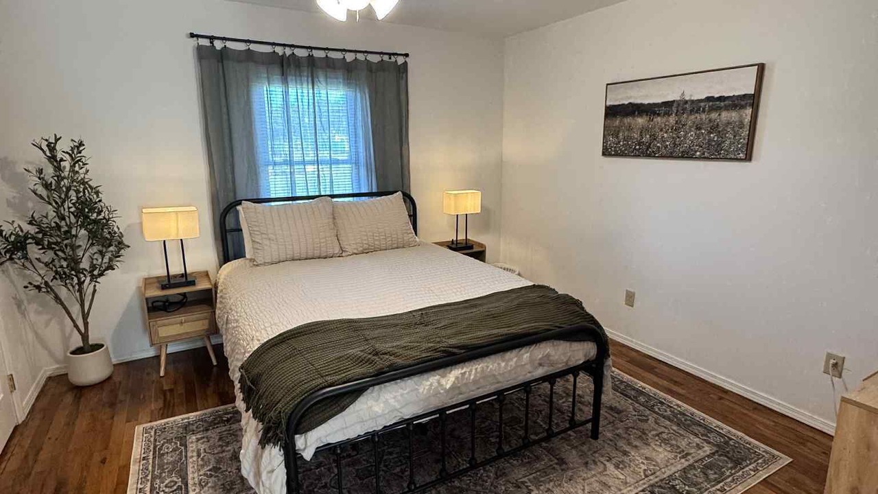 Photo of Bedroom in Woodbine