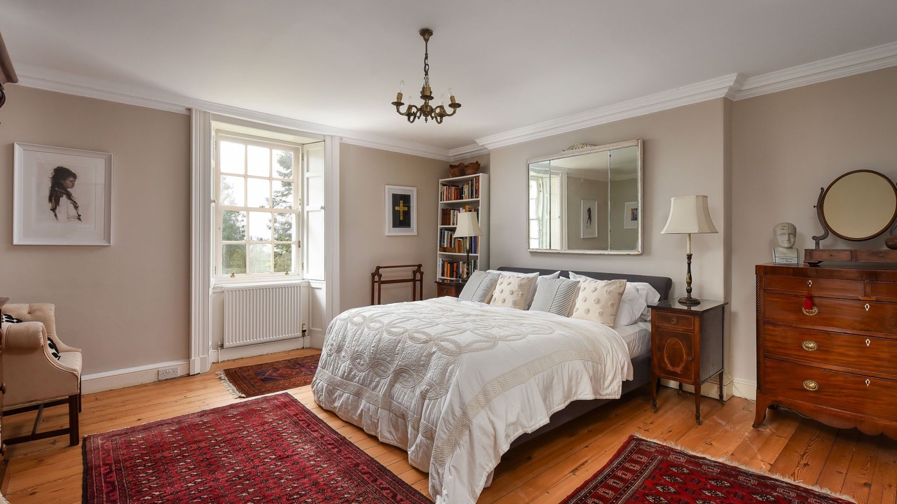 Photo of Others in Kirriemuir