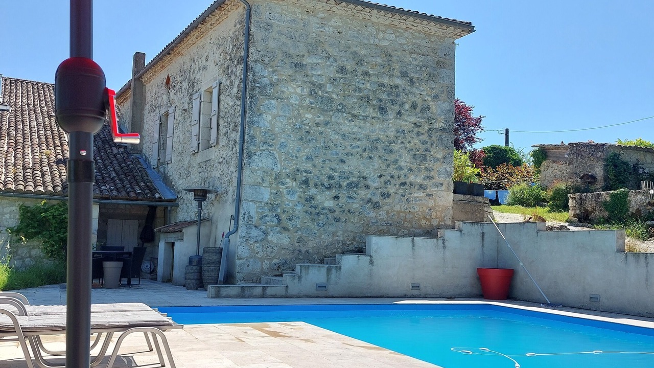 Photo of Outdoor in Lacour