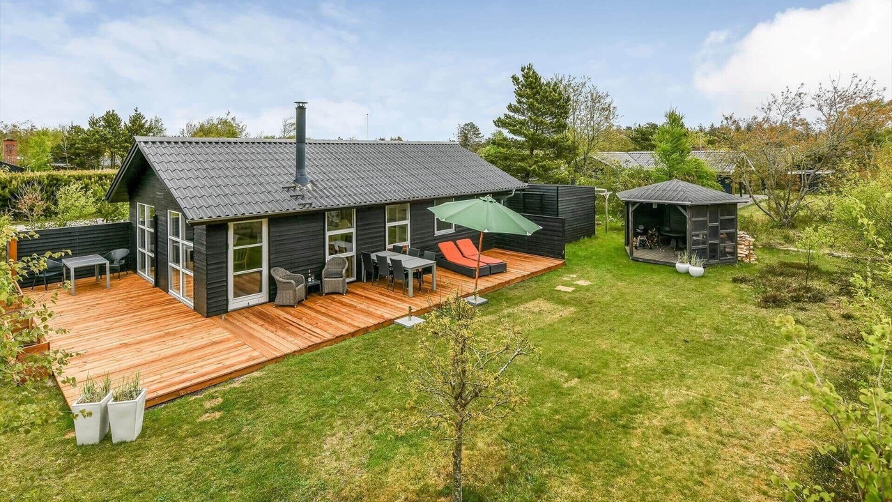 Photo of Outdoor in Henne