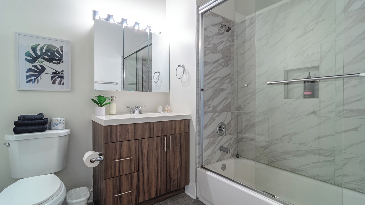 Photo of Bathroom in Near South Side