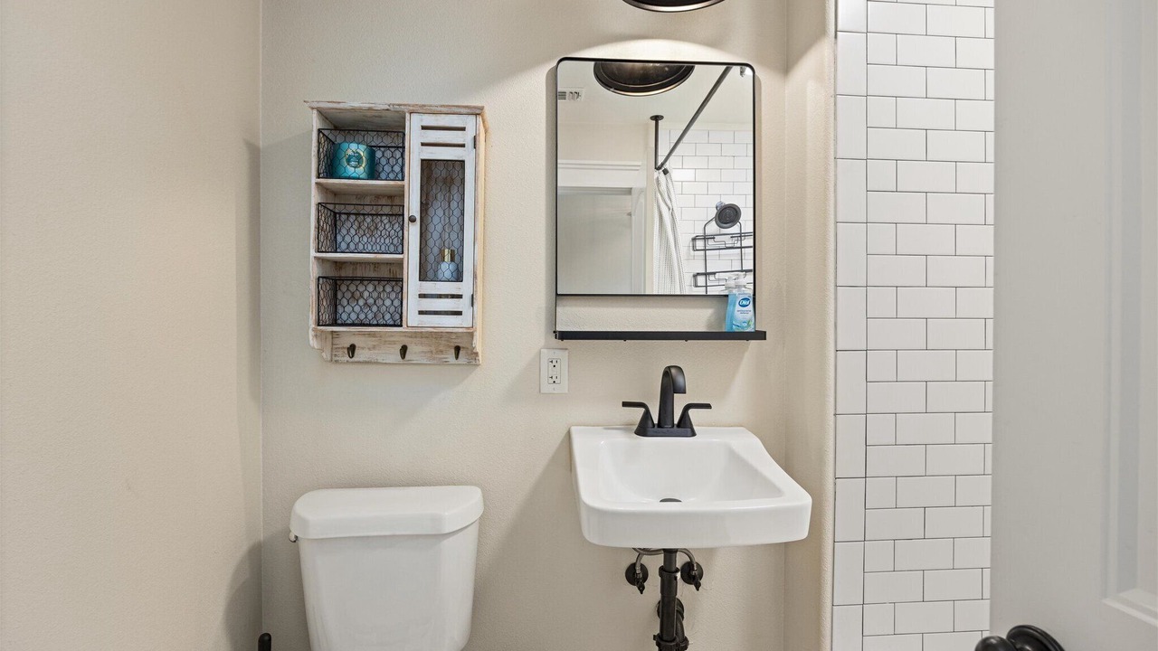 Photo of Bathroom in Glen Rose