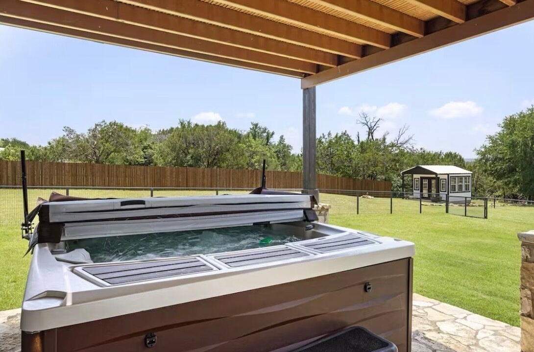 Photo of Patio Balcony in Glen Rose