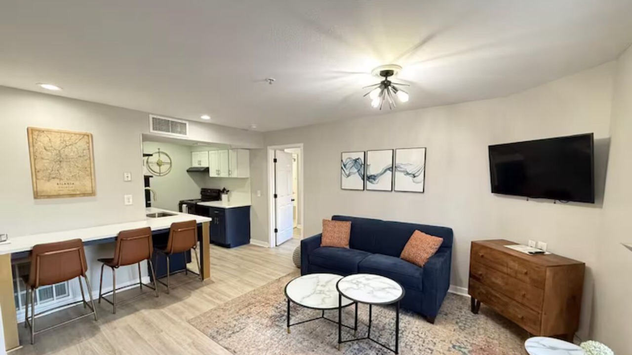 Photo of Livingroom in Garden Hills