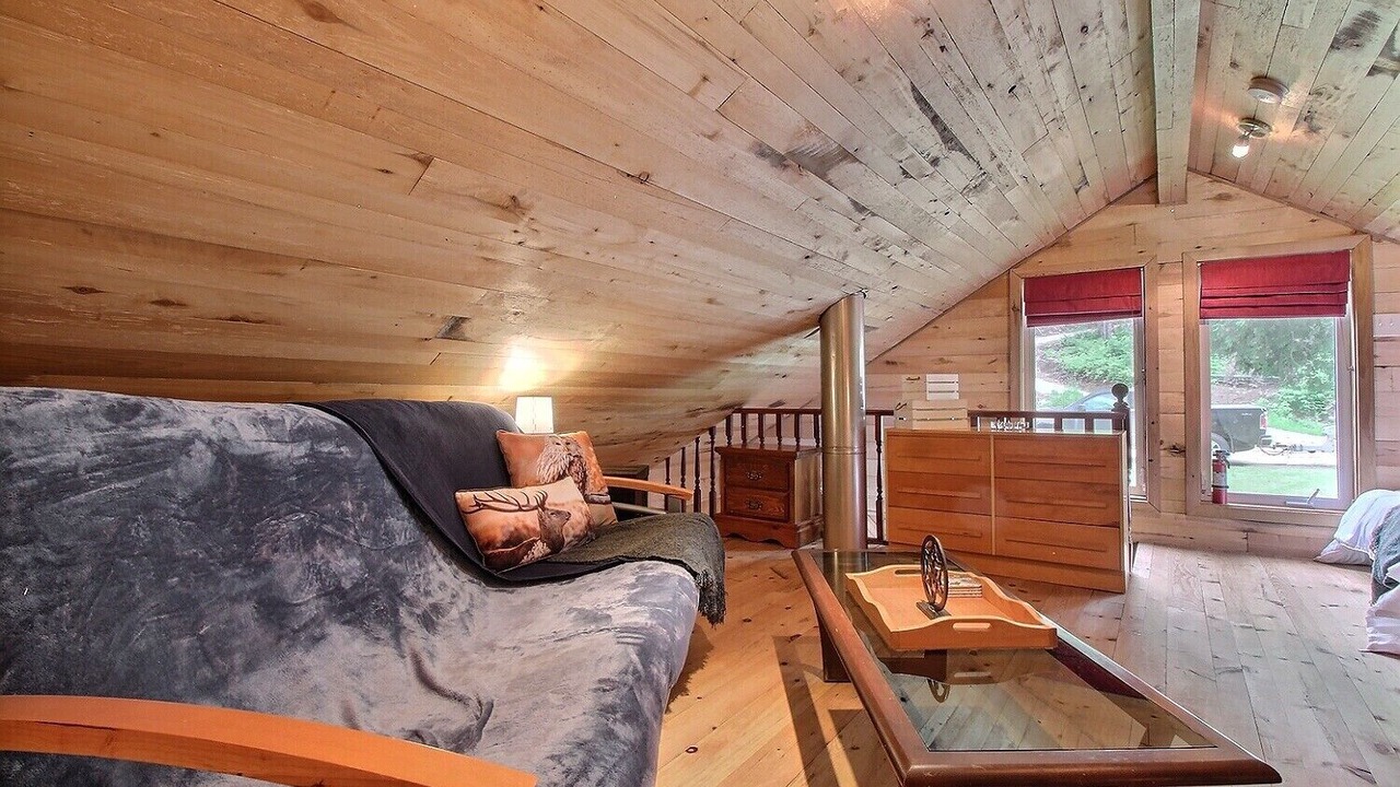 Photo of Livingroom in Sainte-Therese-de-la-Gatineau