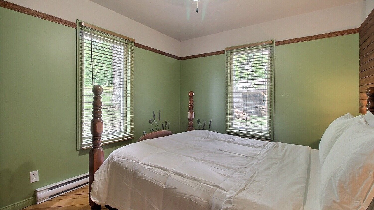 Photo of Bedroom in Sainte-Therese-de-la-Gatineau