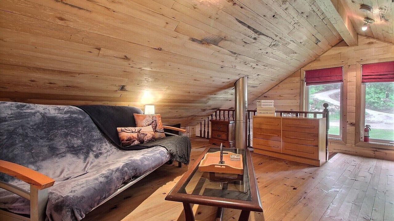 Photo of Livingroom in Sainte-Therese-de-la-Gatineau