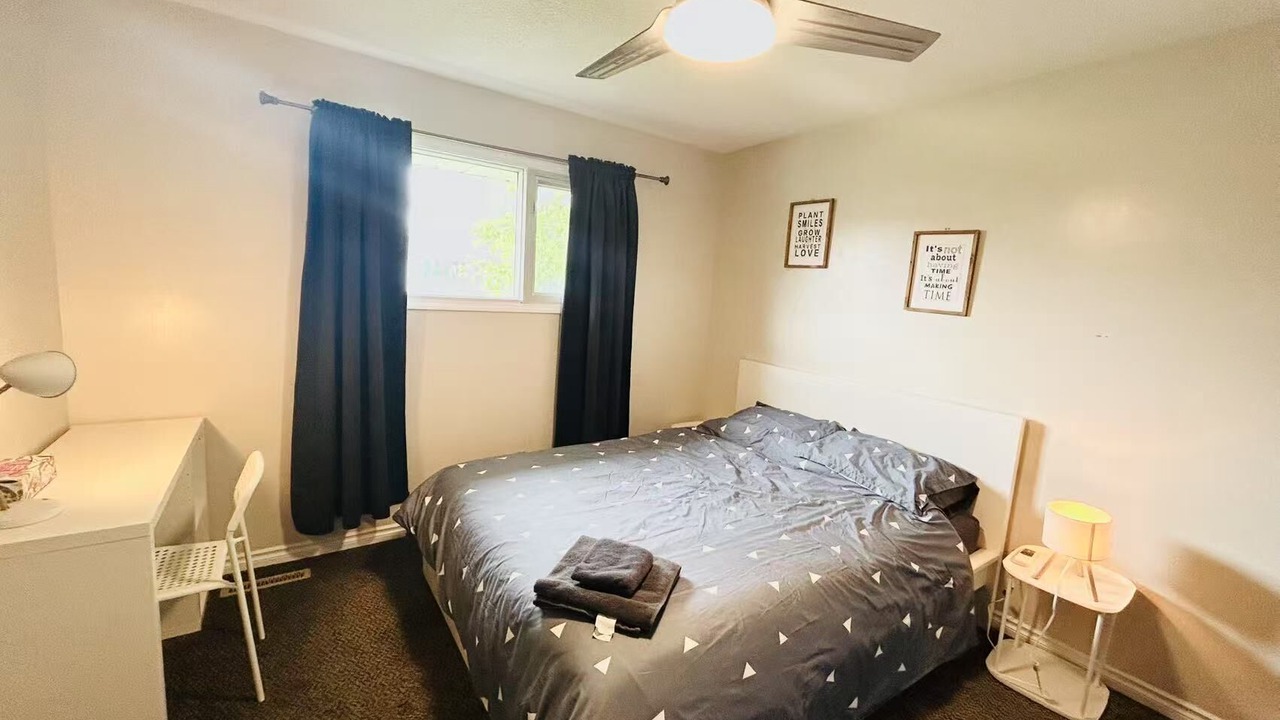 Photo of Bedroom in Thompson