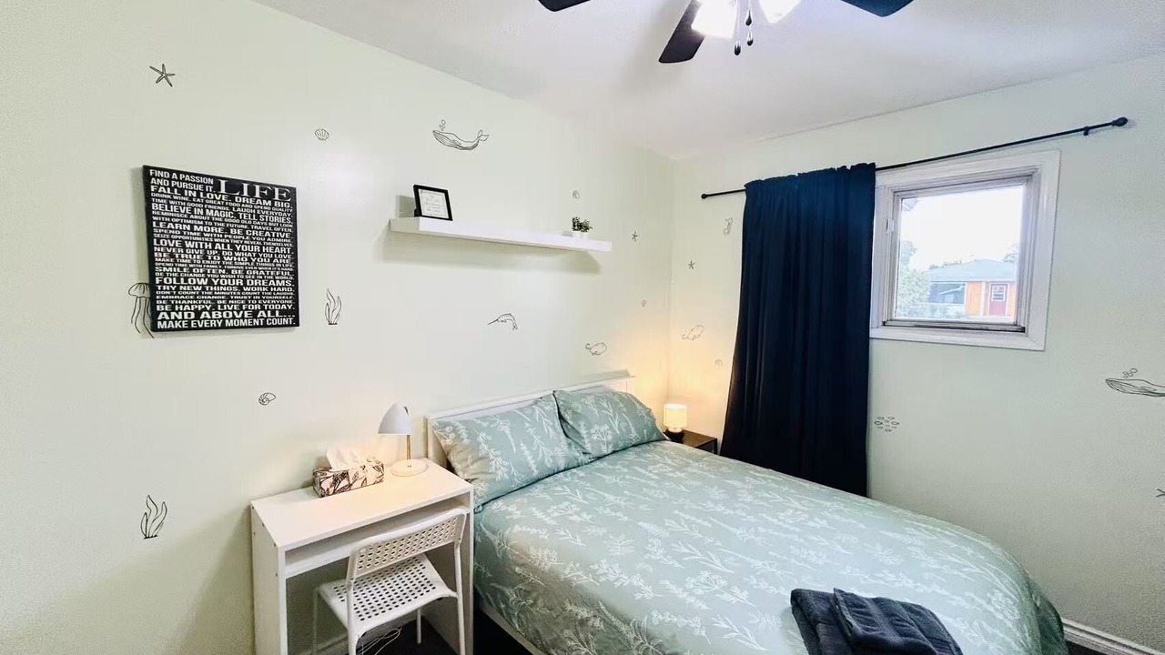 Photo of Bedroom in Thompson