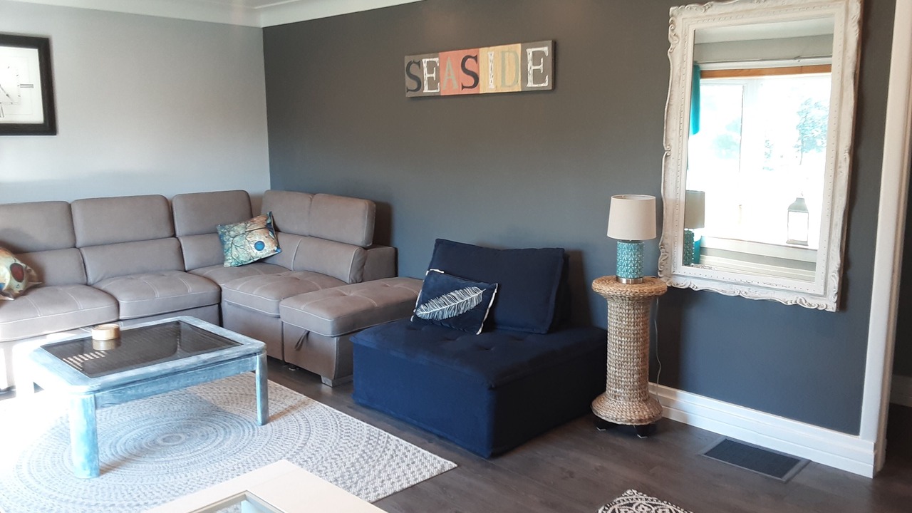 Photo of Livingroom in Kingston