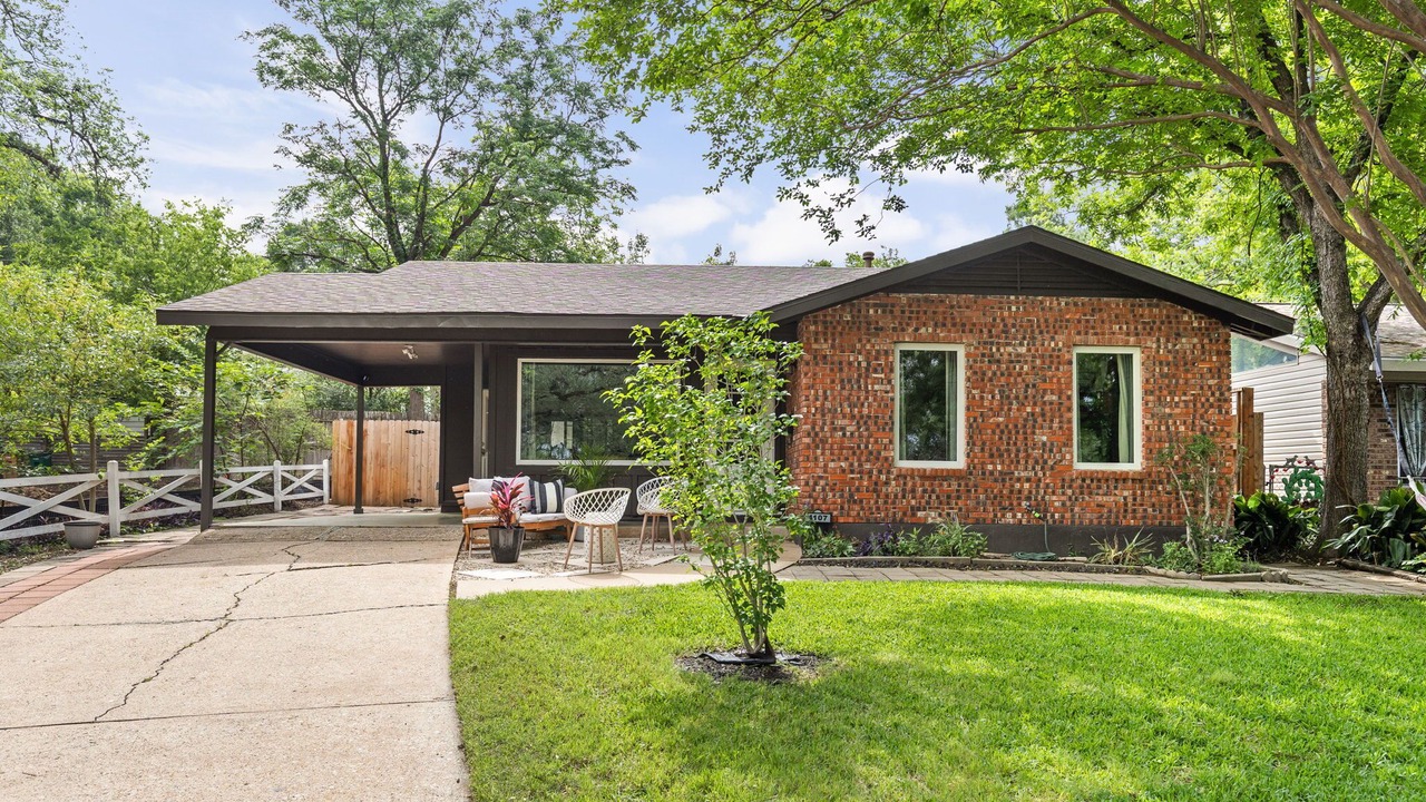 Photo of Outdoor in Rosedale