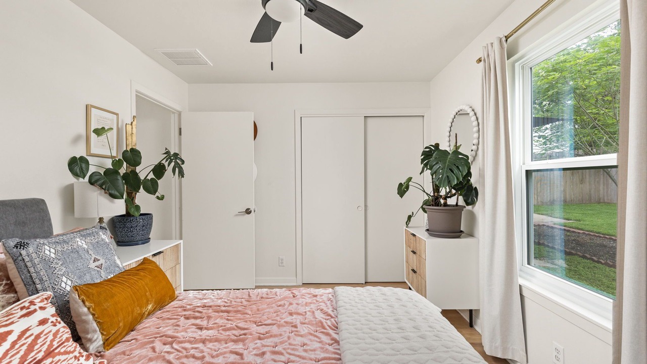 Photo of Bedroom in Rosedale