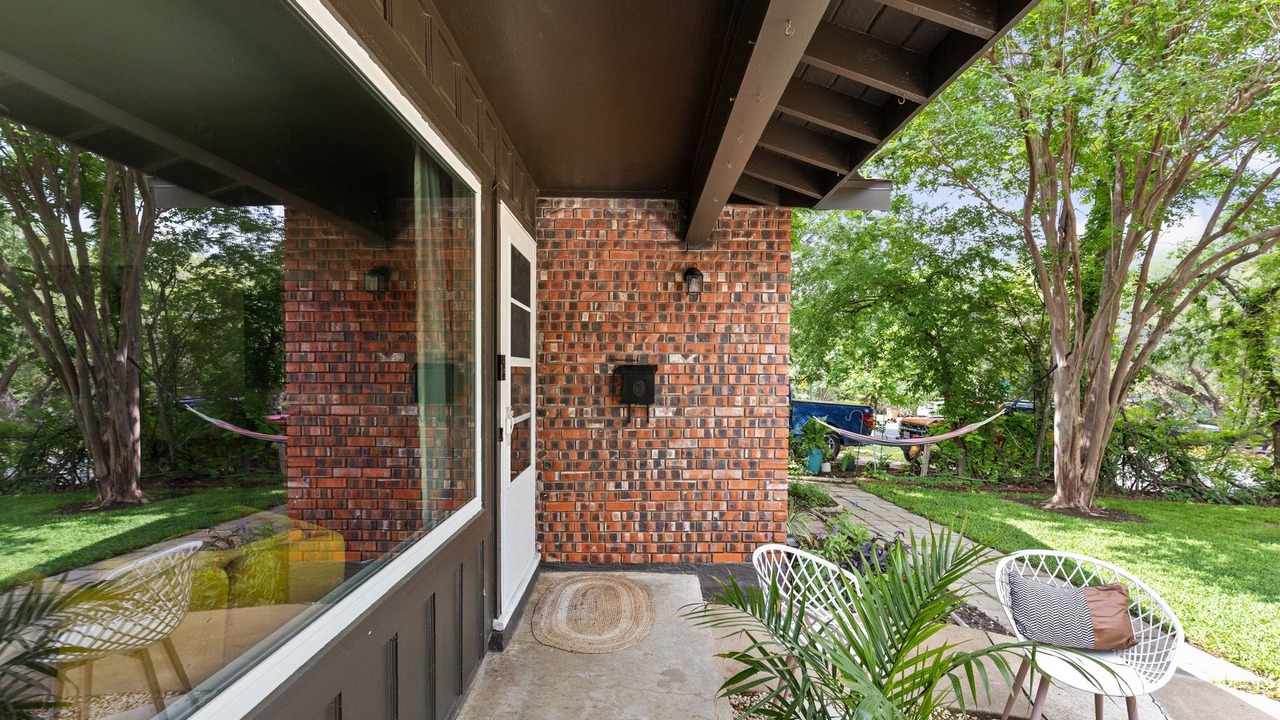 Photo of Outdoor in Rosedale