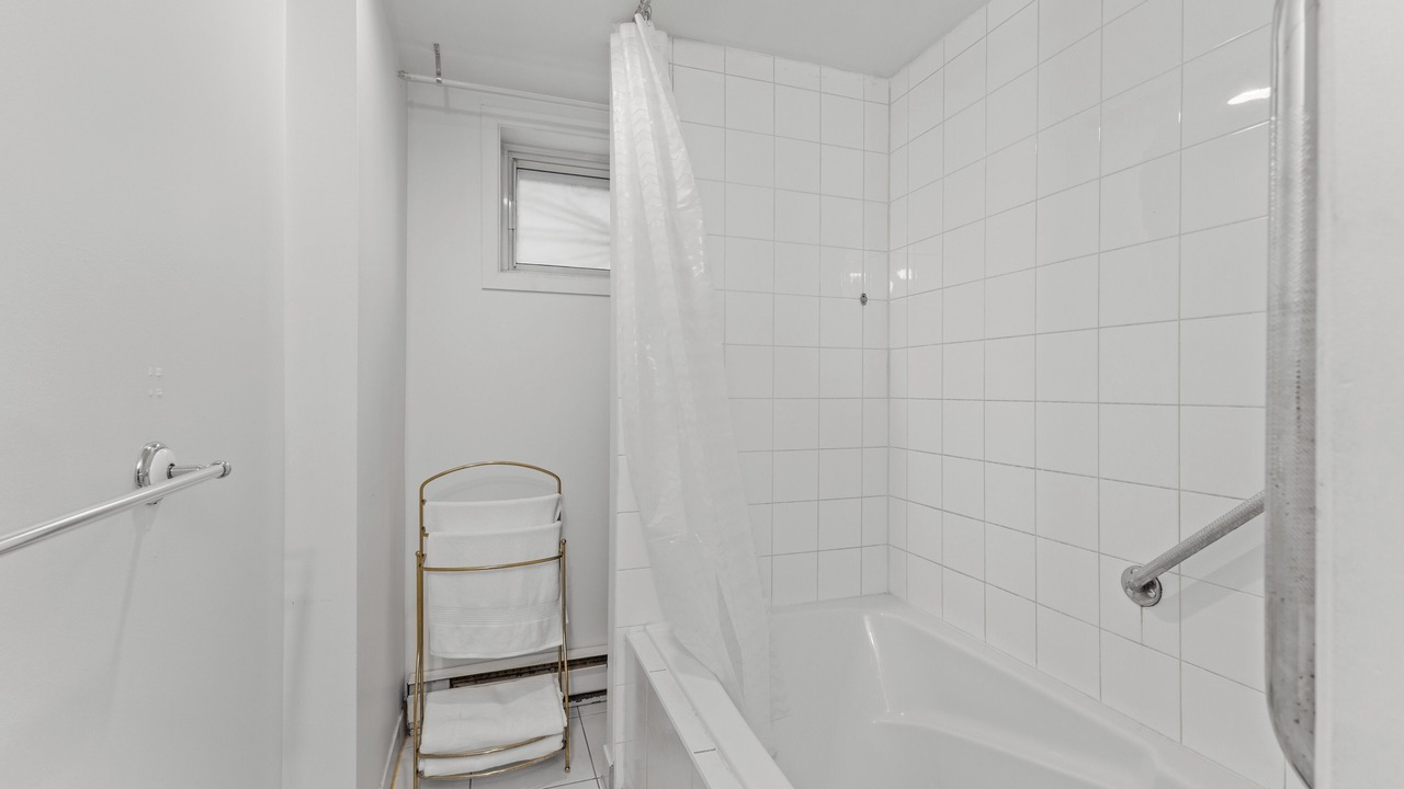 Photo of Bathroom in Anjou
