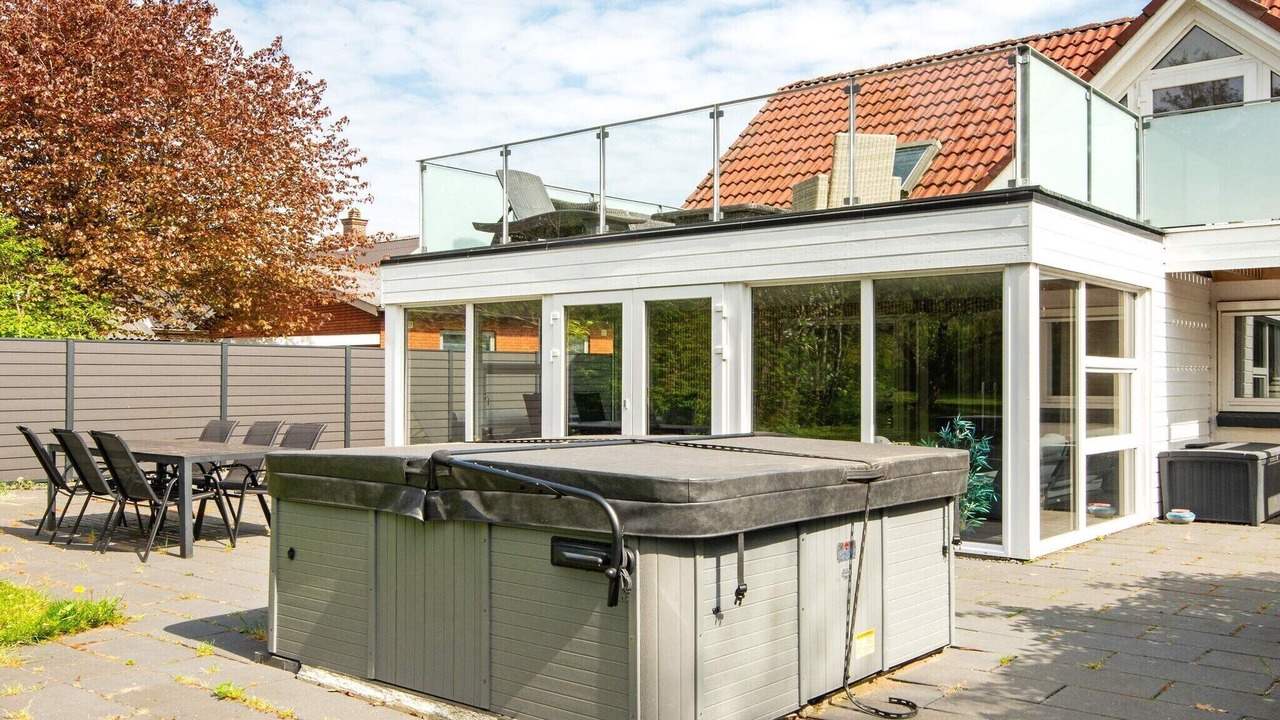 Photo of Outdoor in Henne