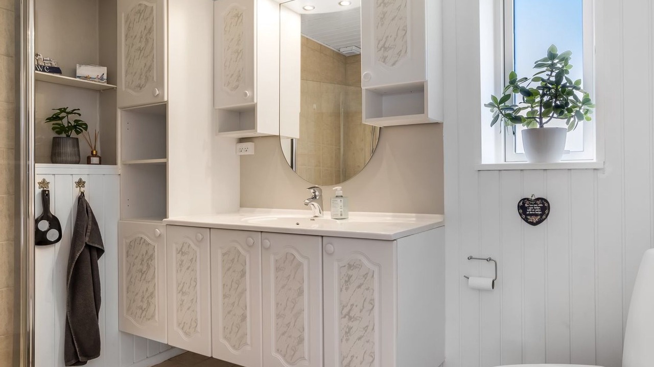 Photo of Bathroom in Flovt Strand