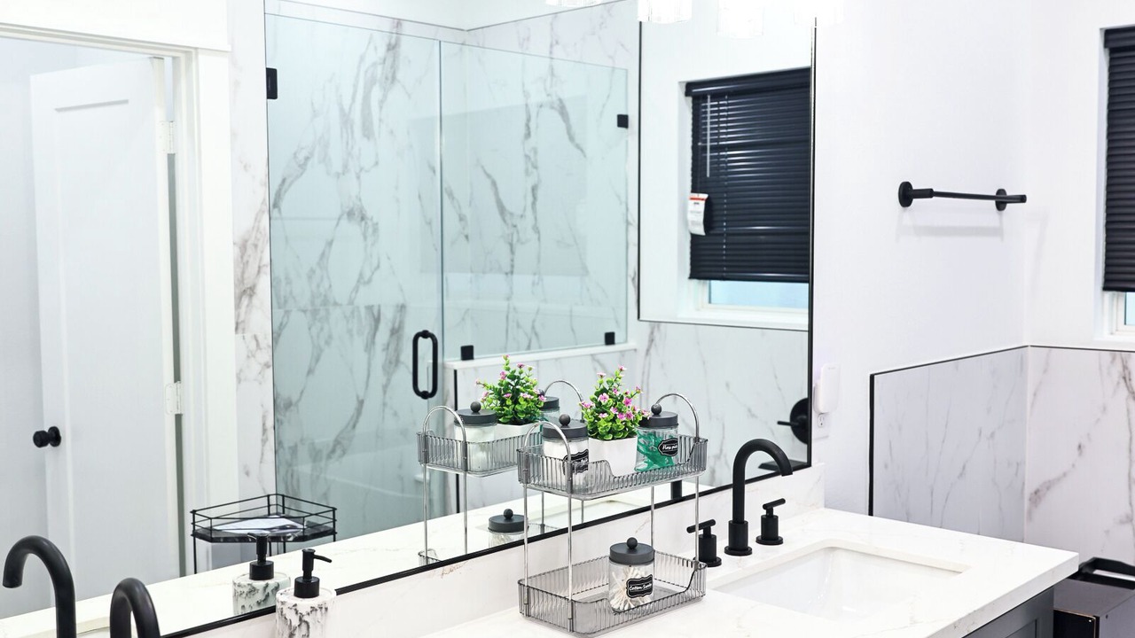 Photo of Bathroom in South Central Houston