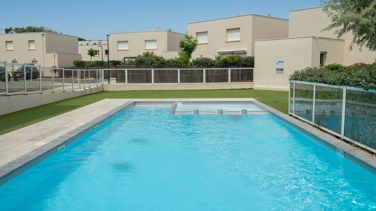 Photo of Outdoor in Serignan