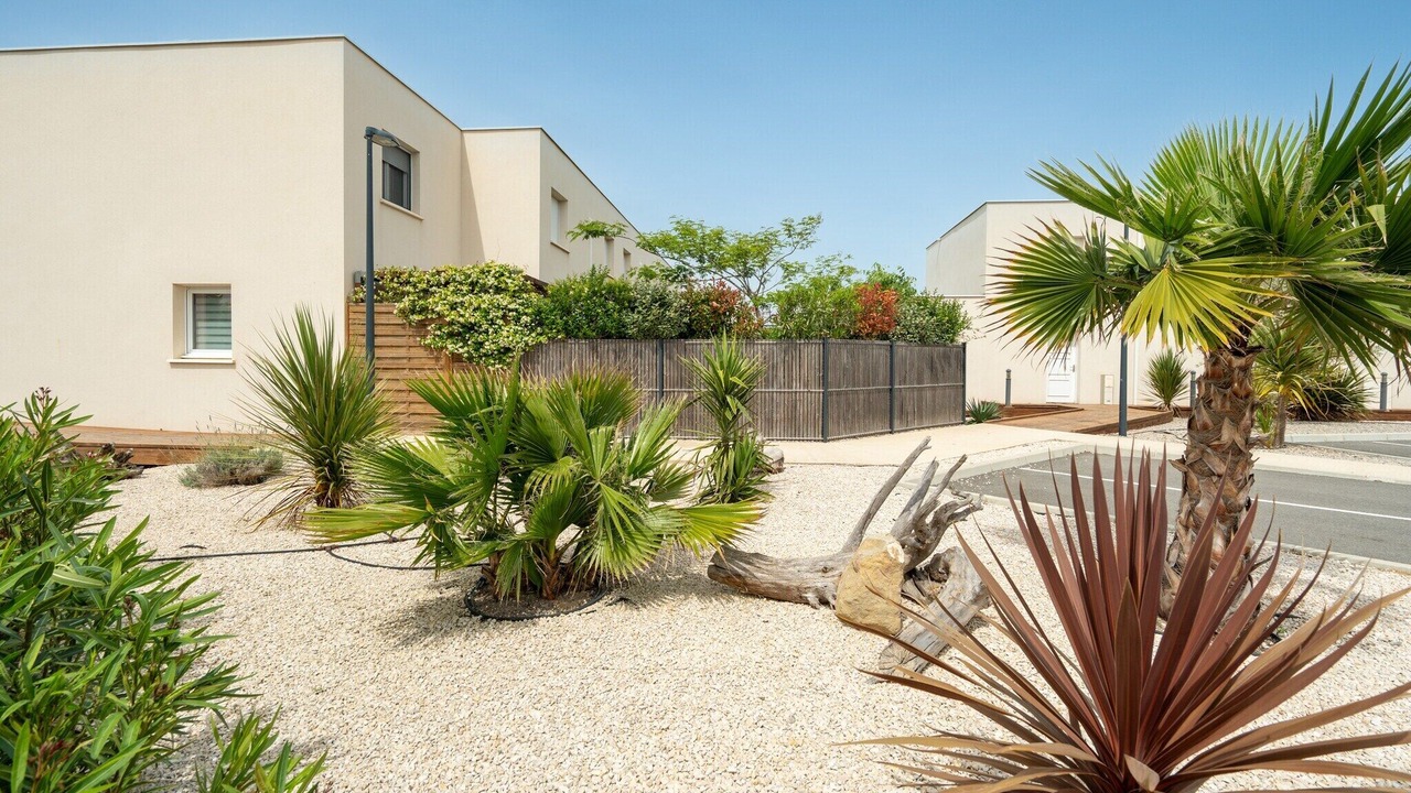 Photo of Outdoor in Serignan