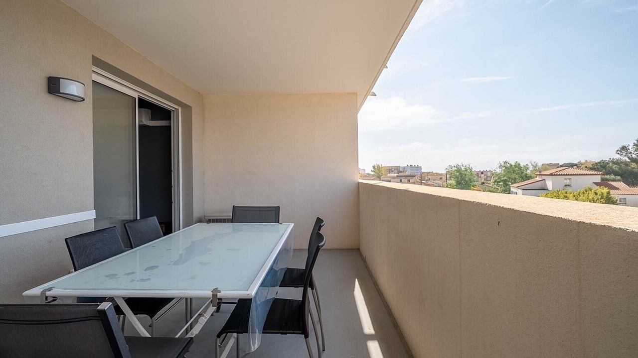 Photo of Patio Balcony in Serignan