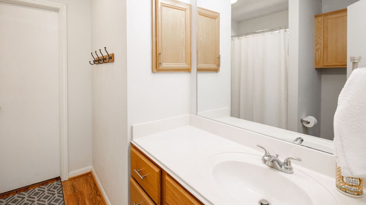 Photo of Bathroom in Steeplechase