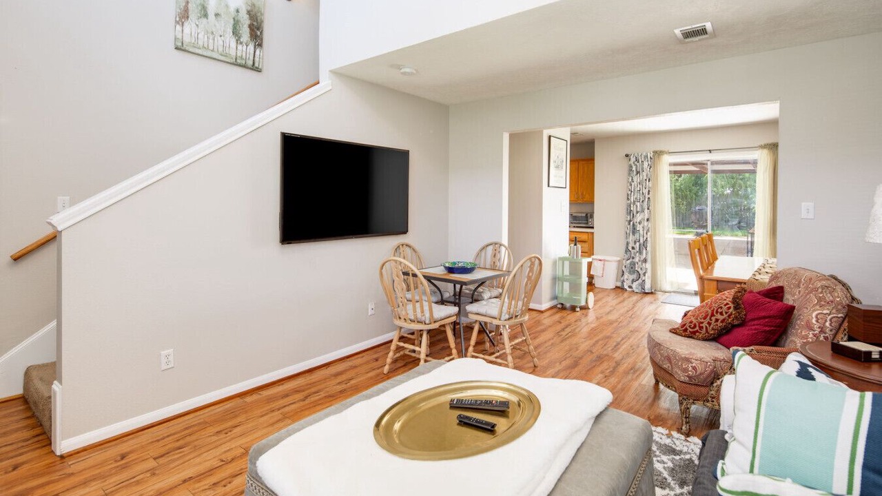 Photo of Livingroom in Steeplechase