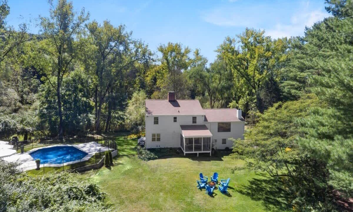 Photo of Outdoor in Redding Ridge