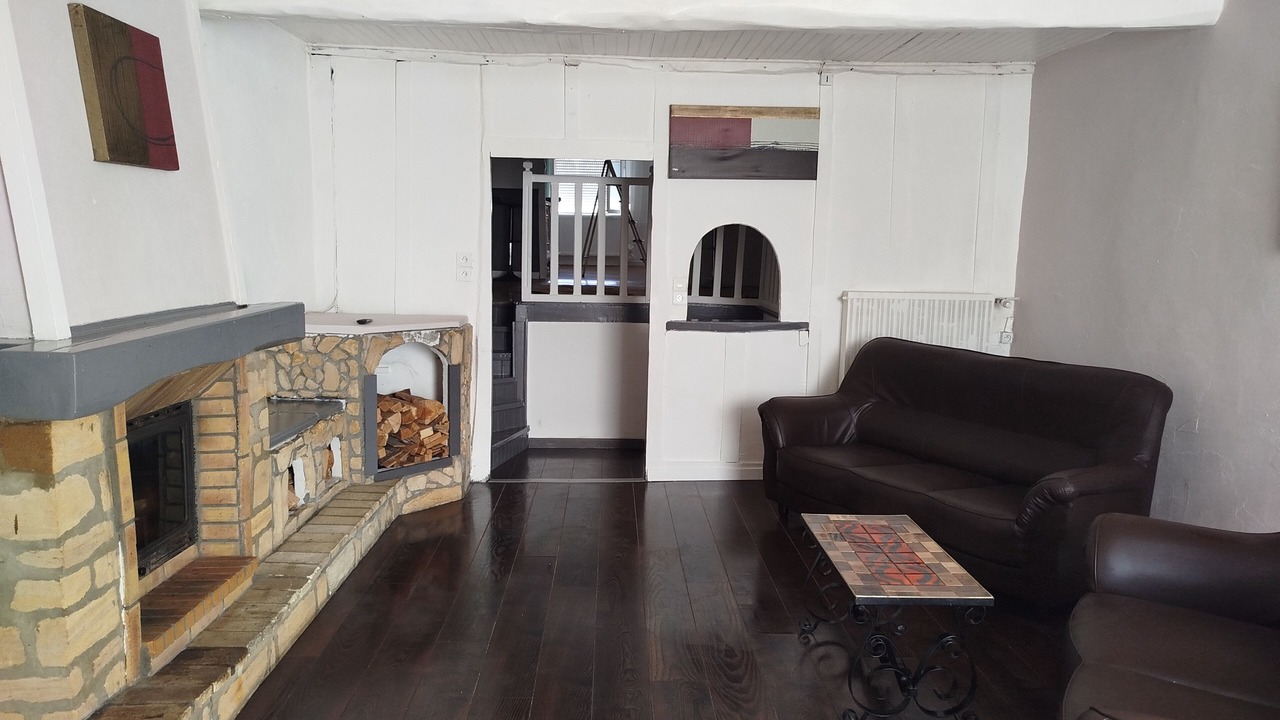 Photo of Livingroom in La Neuville-a-Maire