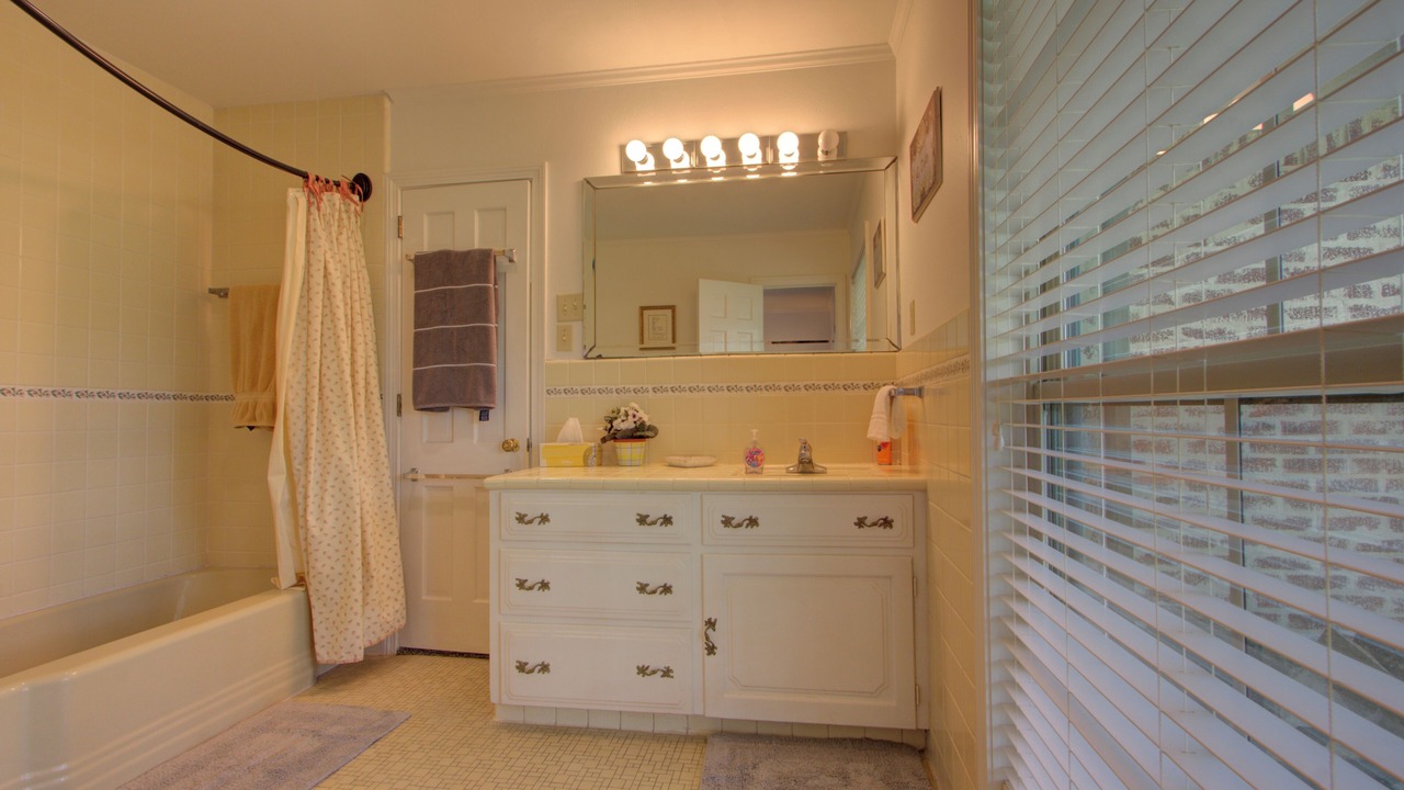 Photo of Bathroom in Texarkana
