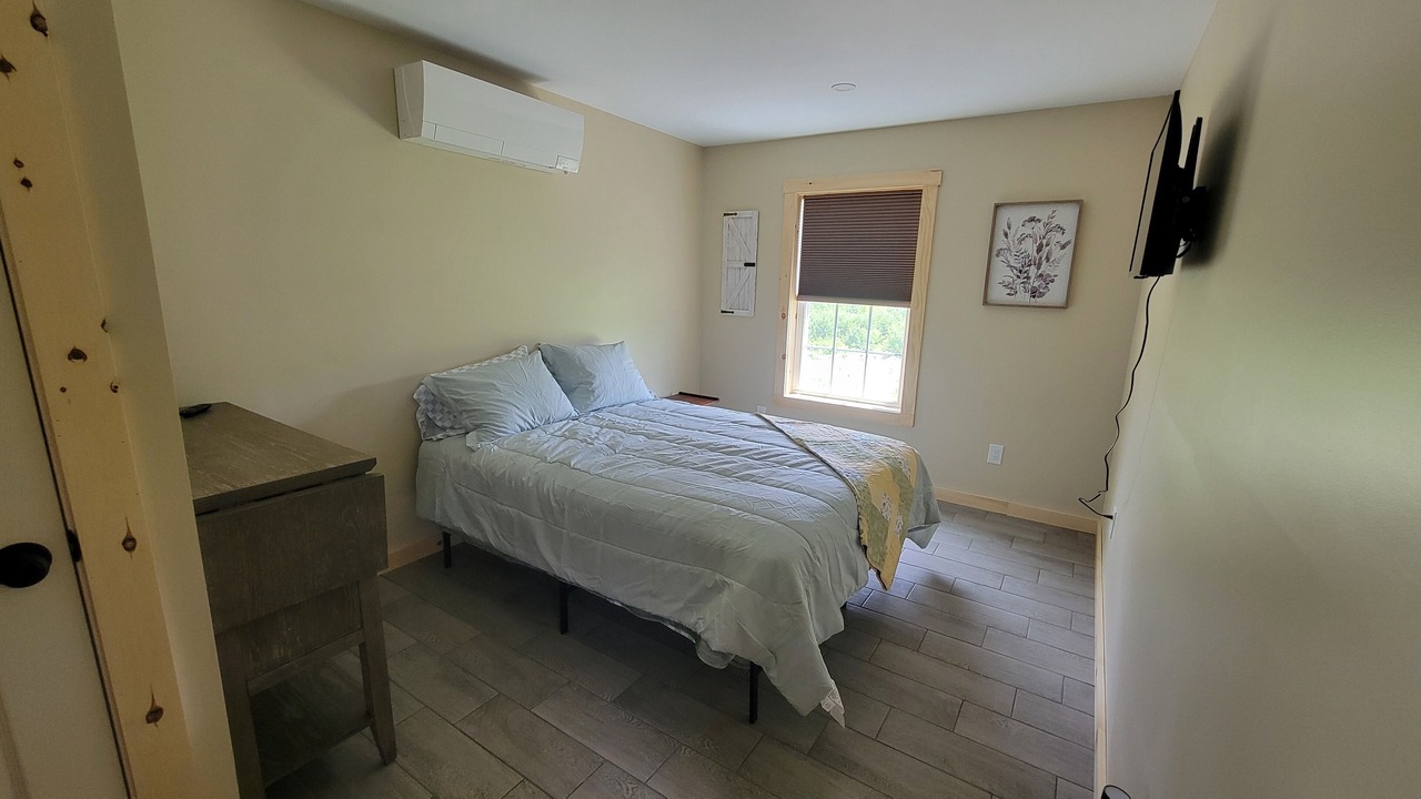 Photo of Bedroom in Oakland