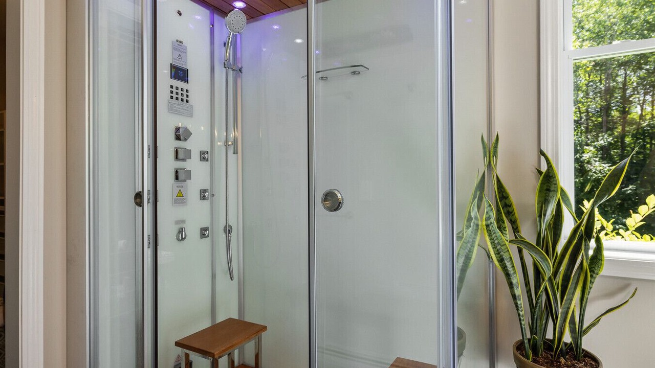 Photo of Bathroom in Dover