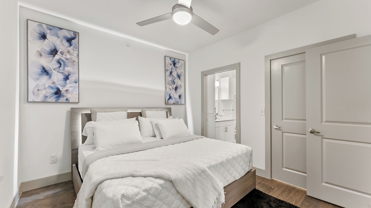 Photo of Bedroom in Addison