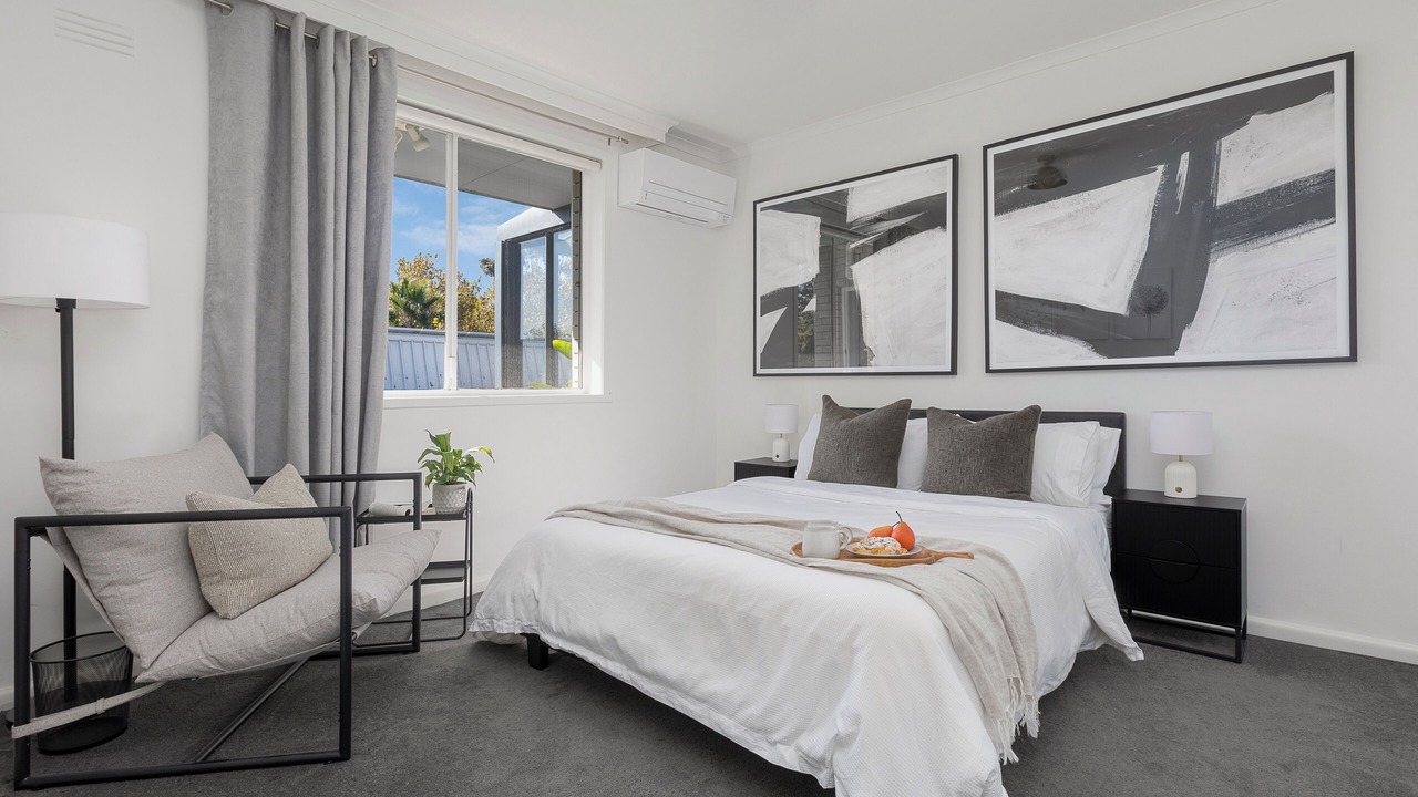 Photo of Others in Elwood