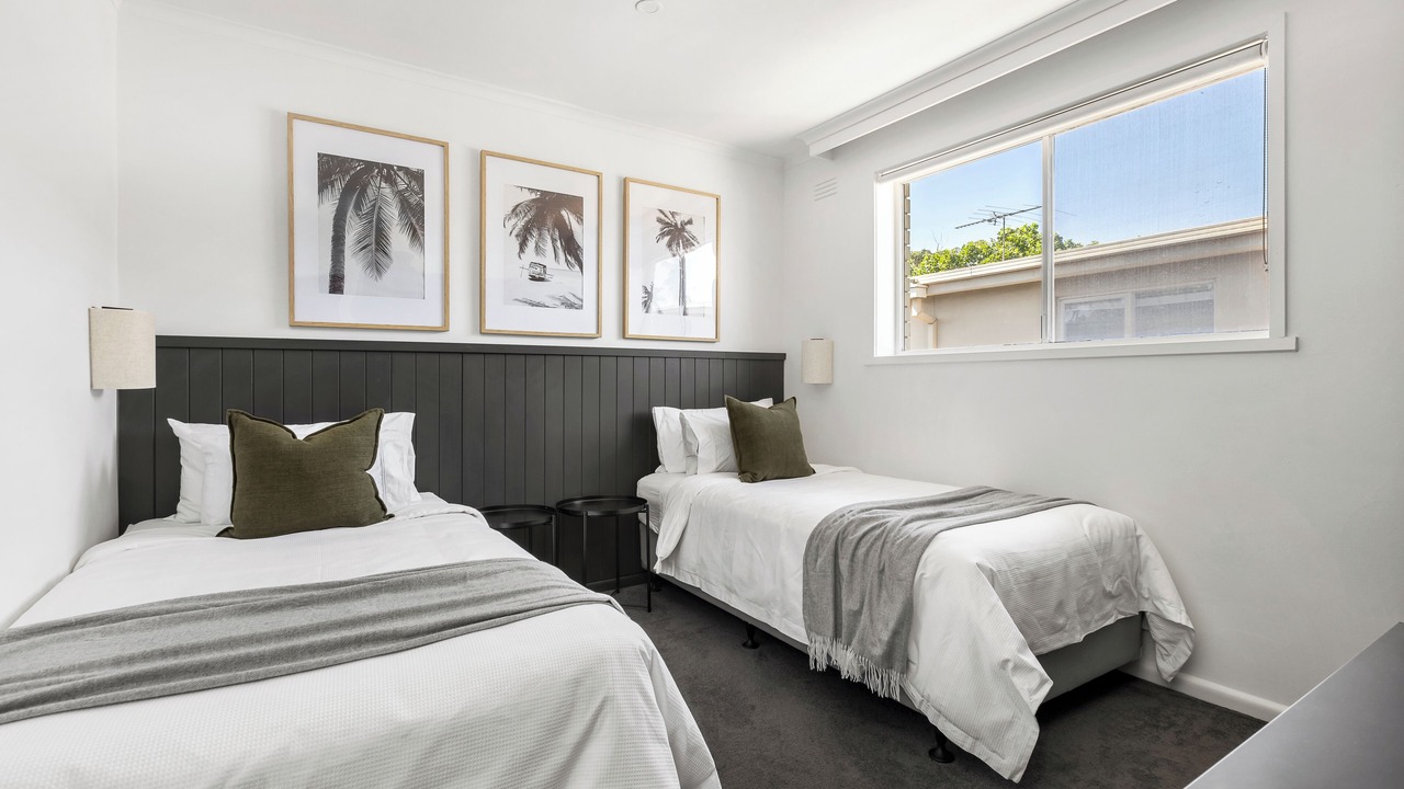 Photo of Others in Elwood