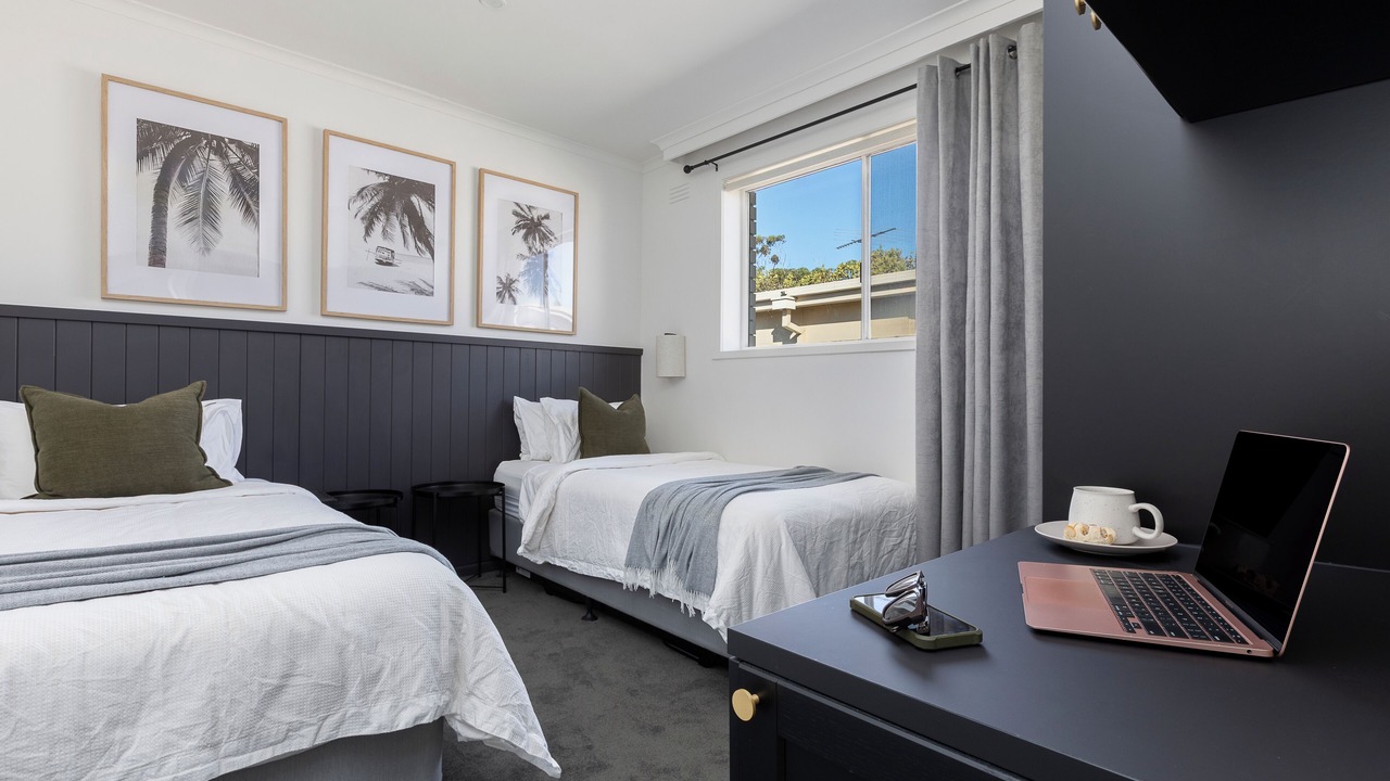 Photo of Others in Elwood