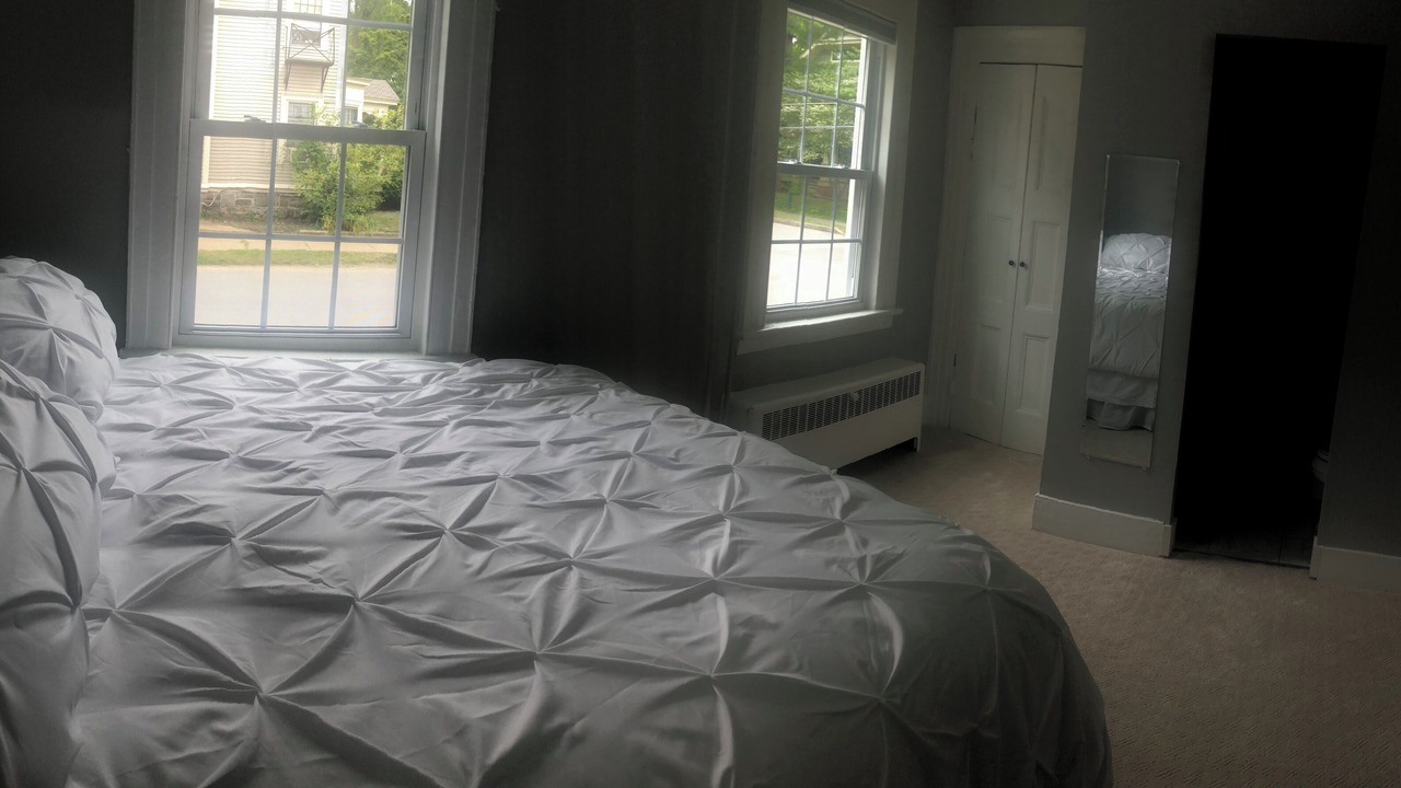 Photo of Bedroom in Saratoga Springs