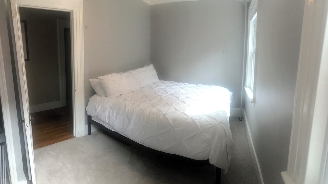 Photo of Bedroom in Saratoga Springs