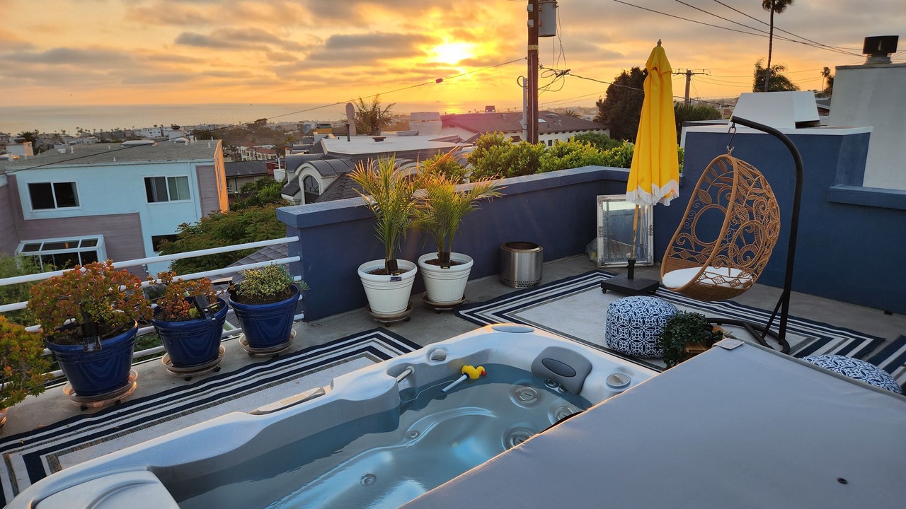 Photo of Patio Balcony in Hermosa Beach
